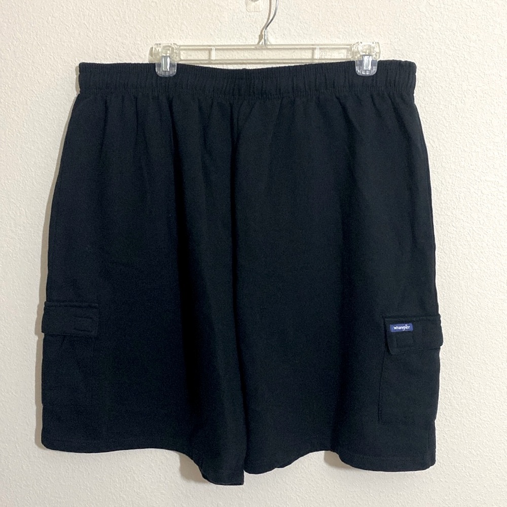 NWOT WRANGLER Cargo Sweatshorts BLACK Men’s Size 3XB